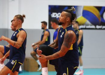 Fenerbahçe Erkek Voleybol Takımımız sezonu açtı