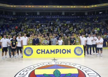 Istanball Cup'ta şampiyon Fenerbahçe Beko oldu