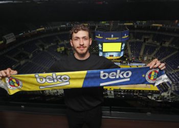 Şehmus Hazer Fenerbahçe Beko’da