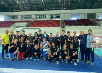 Fenerbahçeli genç boksörlerimizden 12 madalya