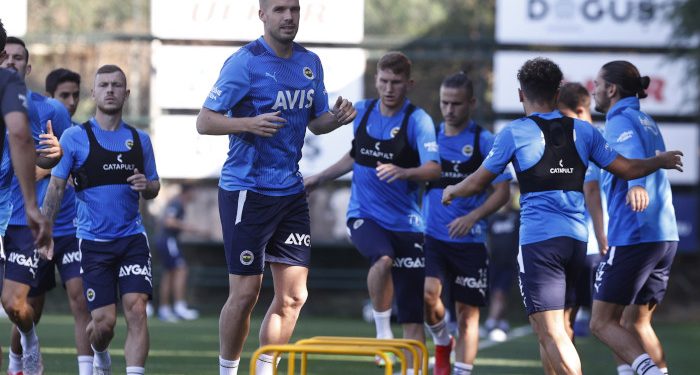 Fenerbahçe'de Medipol Başakşehir maçının hazırlıkları başladı