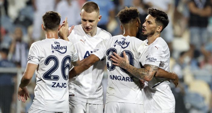 Fenerbahçe Futbol Takımı