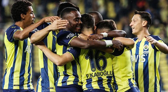 Fenerbahçe Futbol Takımı