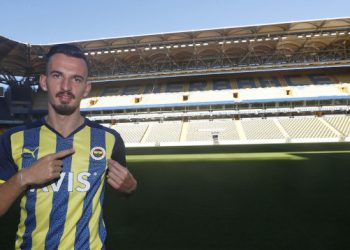 Mergim Berisha Fenerbahçe'de