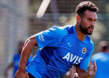 Fenerbahçe'de Steven Caulker ile yollar ayrıldı