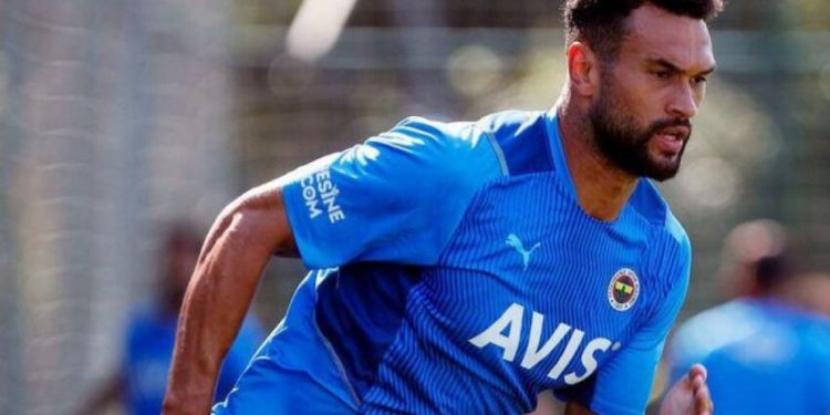 Fenerbahçe'de Steven Caulker ile yollar ayrıldı