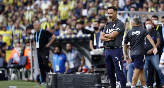 Fenerbahçe Teknik Direktörü Vitor Pereira