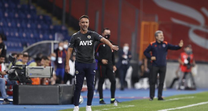 Fenerbahçe Teknik Direktörü Vitor Pereira
