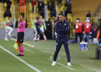 Fenerbahçe Teknik Direktörü Vitor Pereira
