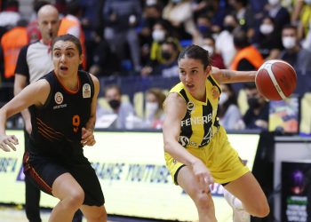 Fenerbahçe Safiport 74-56 Galatasaray