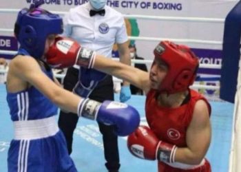 Fenerbahçeli milli boksörümüz Kevser Tütüncü