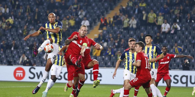 Fenerbahçe - Royal Antwerp