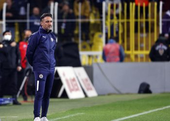 Fenerbahçe Teknik Direktörü Vitor Pereira