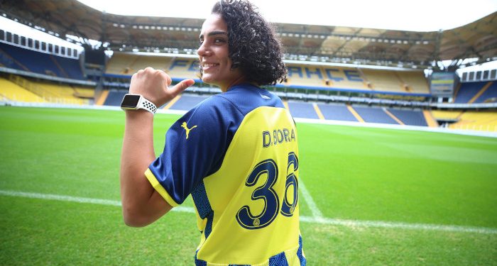 Dilan Bora Fenerbahçe'de