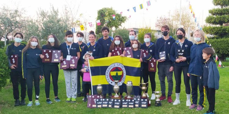 Fenerbahçeli yelkencilerimiz başarılı sonuçlar elde etti.