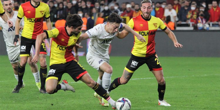 Göztepe - Fenerbahçe