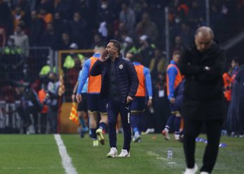 Fenerbahçe Teknik Direktörü Vitor Pereira