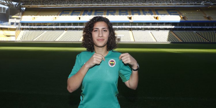 Zuhal Ezer Fenerbahçe'de