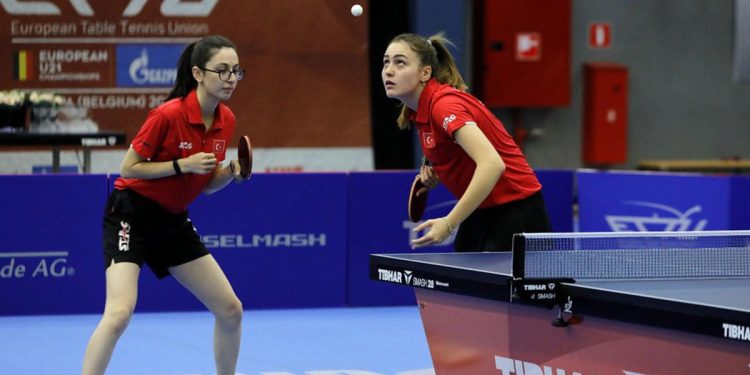 Özge Yılmaz- Ece Haraç çifti U21 Avrupa Şampiyonu oldu