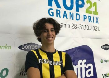 Fenerbahçeli yüzücümüz Demir Özdemir