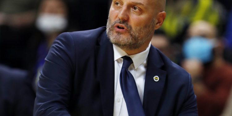 Fenerbahçe Erkek Basketbol Takımı Başantrenörü Aleksandar Djordjevic