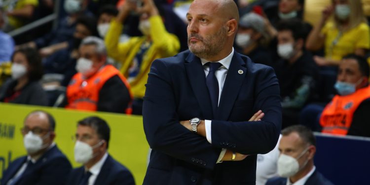 Fenerbahçe Erkek Basketbol Takımı Başantrenörü Aleksandar Djordjevic