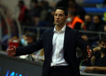 Fenerbahçe Kadın Basketbol Takımı Başantrenörü Victor Lapena