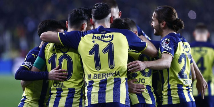 Fenerbahçe Futbol Takımı