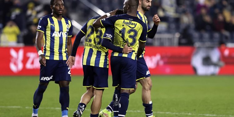 Fenerbahçe Futbol Takımı