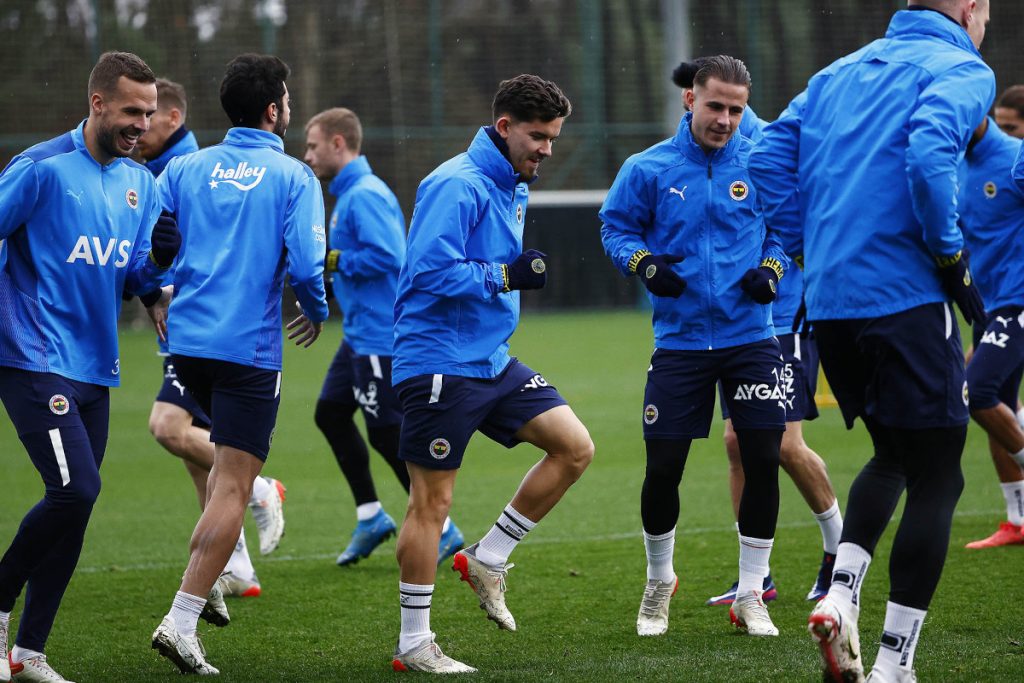 Fenerbahçe, Gaziantep FK maçının hazırlıklarını tamamladı