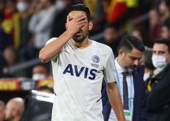 Fenerbahçeli futbolcu İrfan Can Kahveci