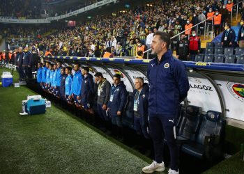 Fenerbahçe Teknik Direktörü Vitor Pereira