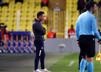 Fenerbahçe Teknik Direktörü Vitor Pereira