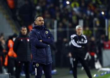 Fenerbahçe Teknik Direktörü Vitor Pereira