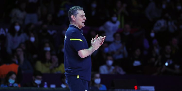 Fenerbahçe Kadın Voleybol Takımı Başantrenörü Zoran Terzic