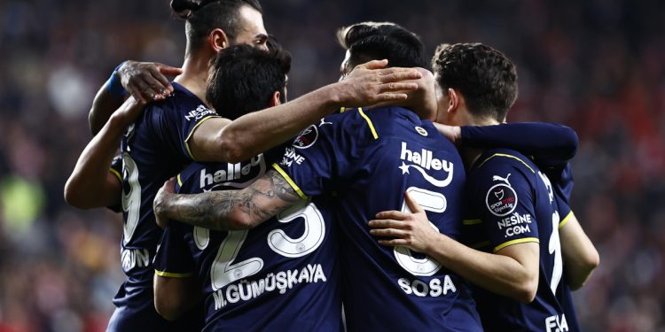 Fenerbahçe Futbol Takımı