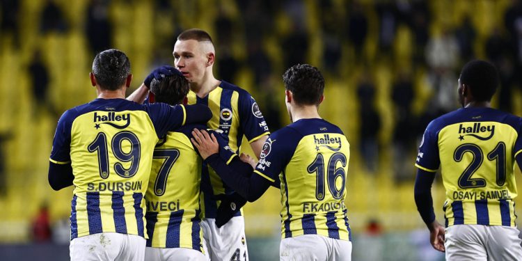 Fenerbahçe Futbol Takımı