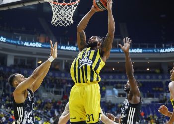Fenerbahçe Beko 85-76 LDLC ASVEL