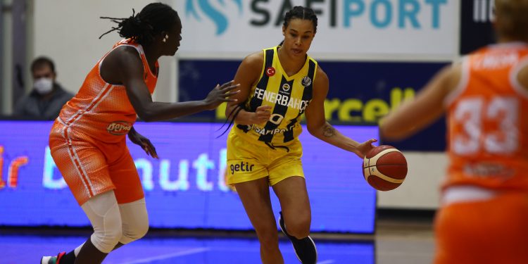 Fenerbahçe Safiport 82-65 Beretta Famila Schio