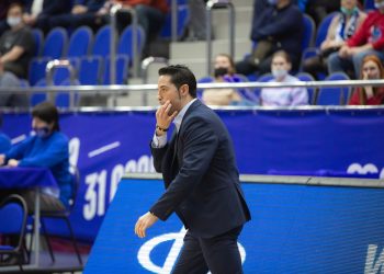 Fenerbahçe Kadın Basketbol Takımı Başantrenörü Victor Lapena