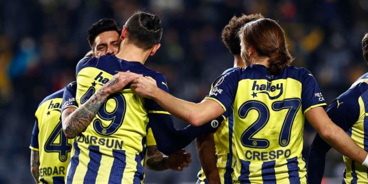 Fenerbahçe Futbol Takımı