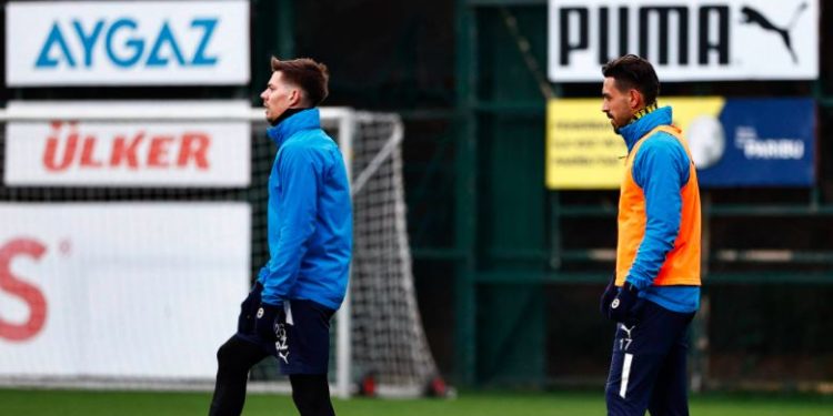 Fenerbahçe'de Kasımpaşa maçı hazırlıkları başladı