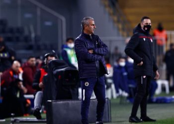 Fenerbahçe Teknik Direktörü İsmail Kartal