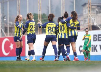 Fenerbahçe Kadın Futbol Takımı