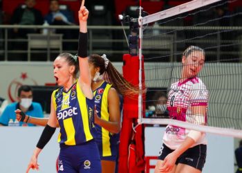 Fenerbahçe Opet - Beziers Volley