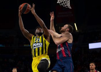 Bitci Baskonia 77-62 Fenerbahçe Beko