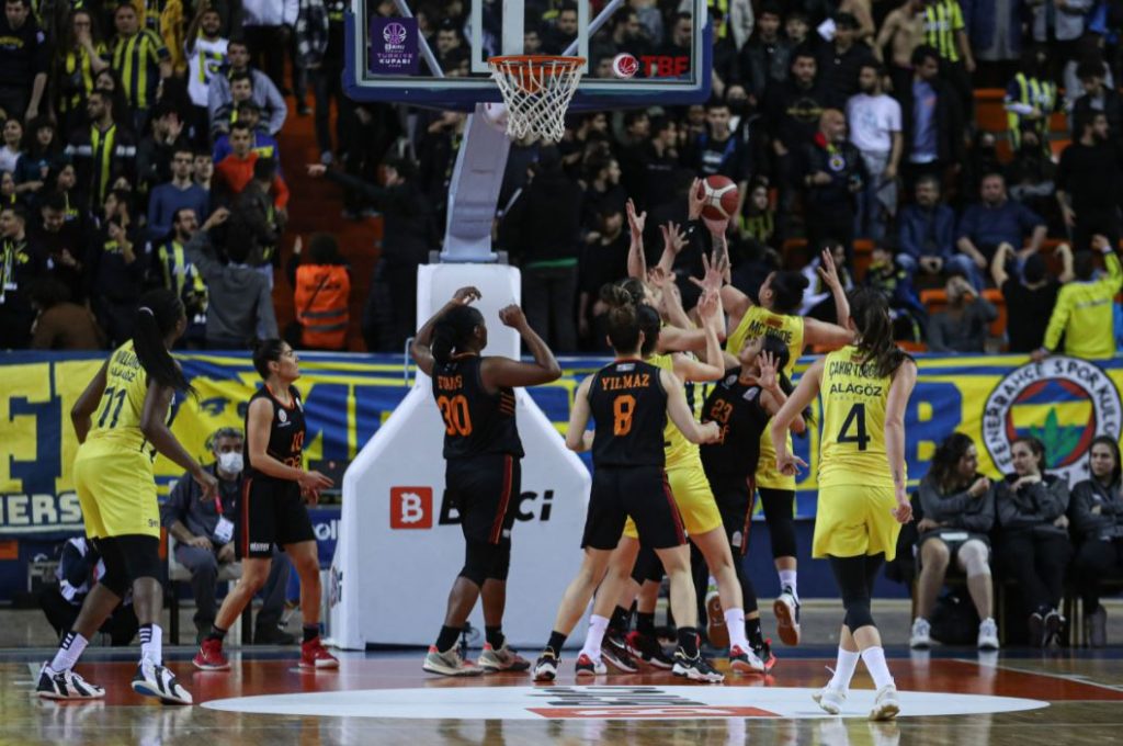 Fenerbahçe Safiport - Galatasaray