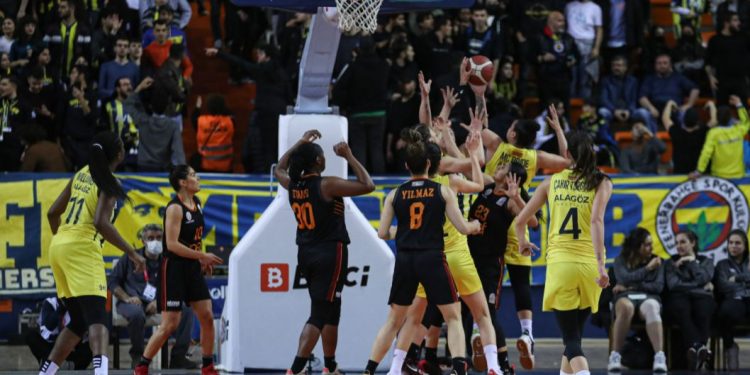 Fenerbahçe Safiport - Galatasaray