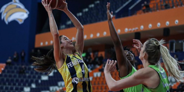 Nesibe Aydın - Fenerbahçe Safiport