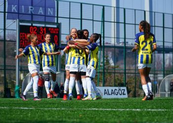 Fenerbahçe Kadın Futbol Takımı